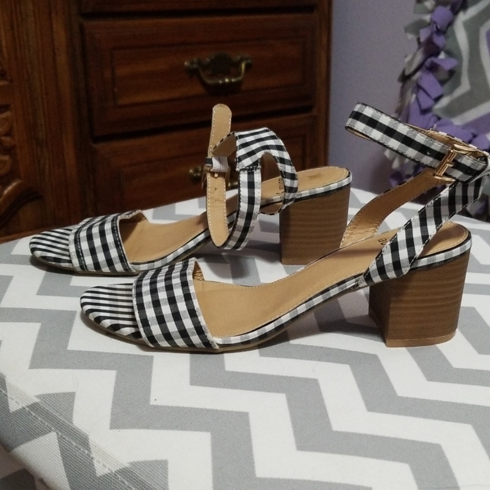 Hippie Laundry checked heels